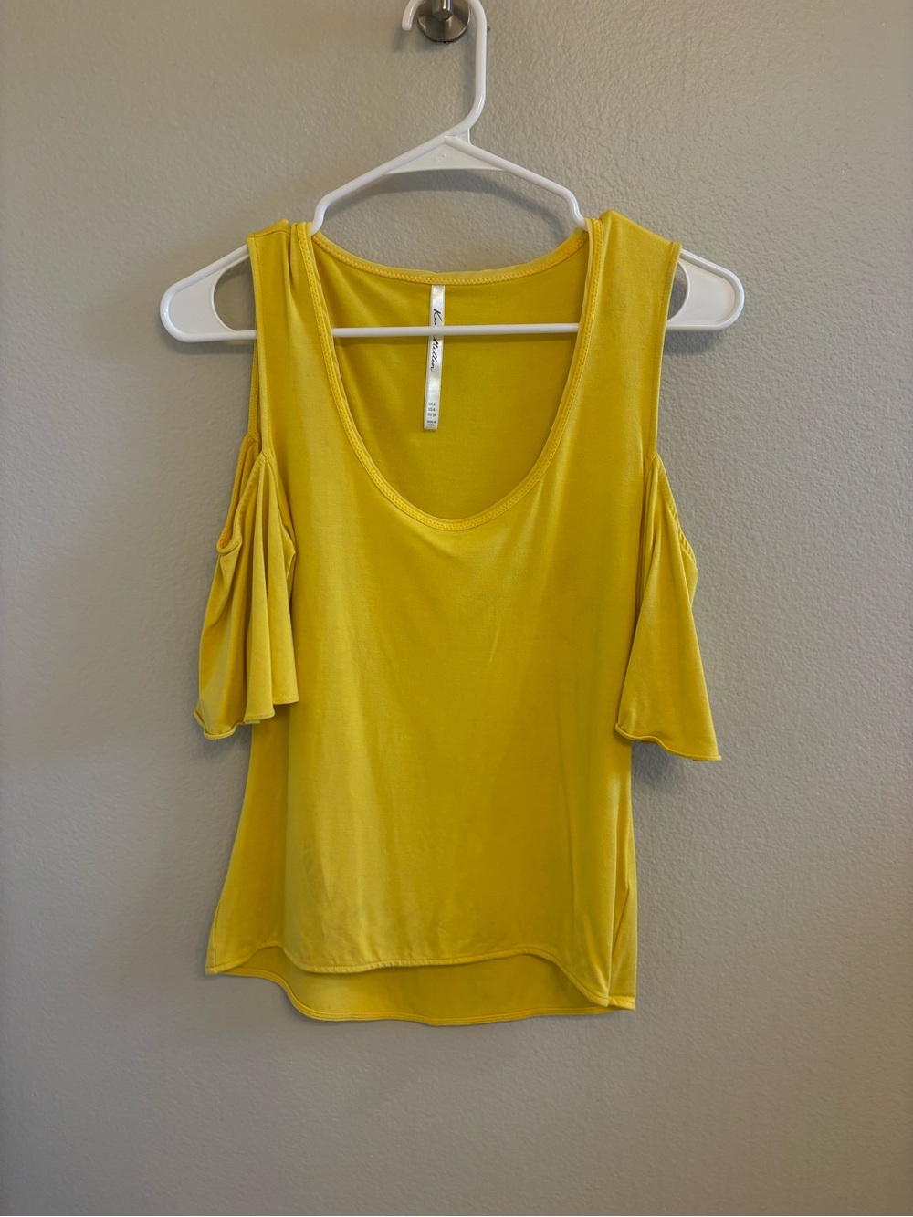Karen Mullen Yellow Cold-Shoulder Women's Top